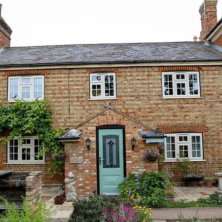 Woodleys Cottage Woburn Sands Esterno foto
