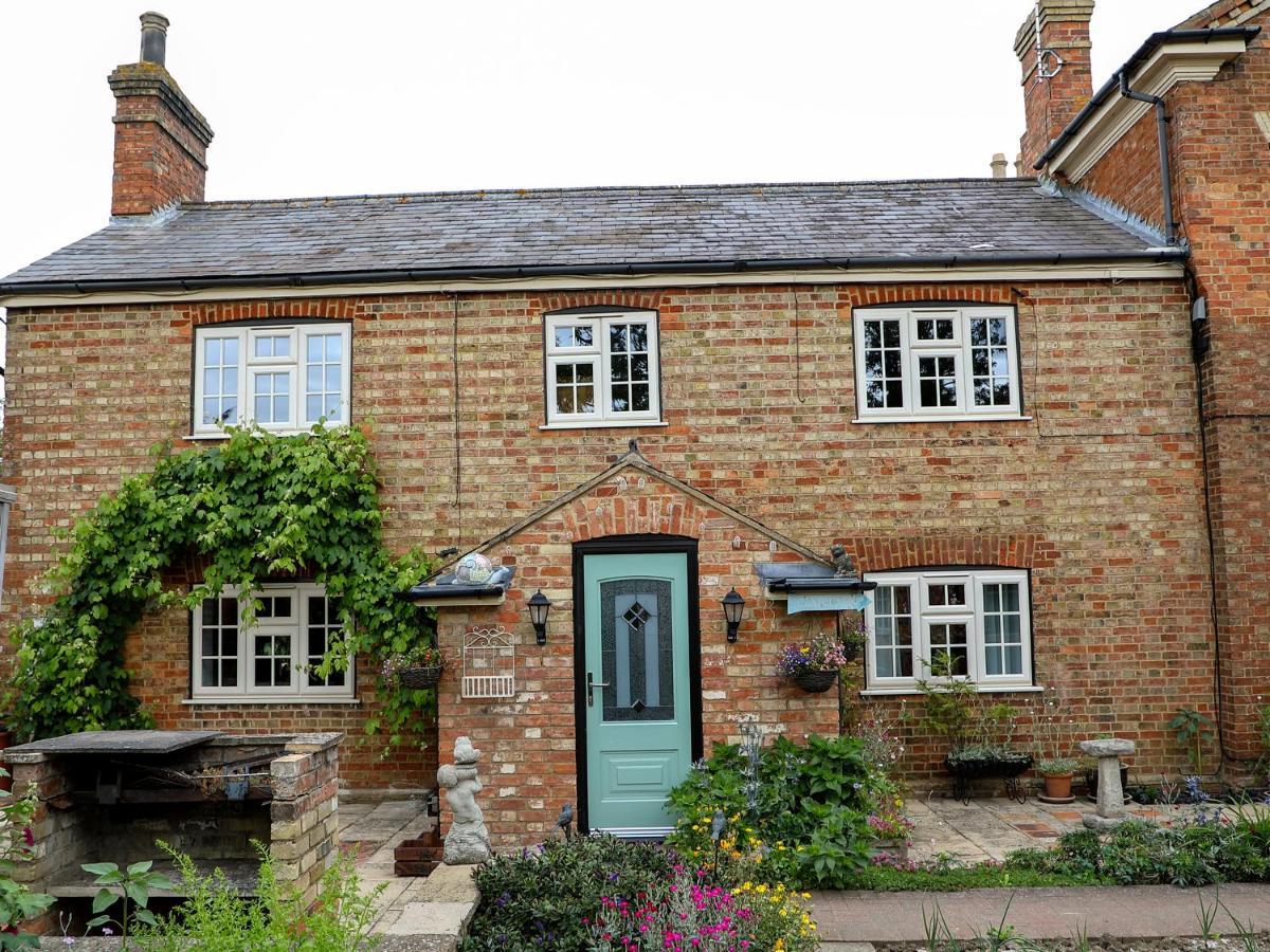 Woodleys Cottage Woburn Sands Esterno foto